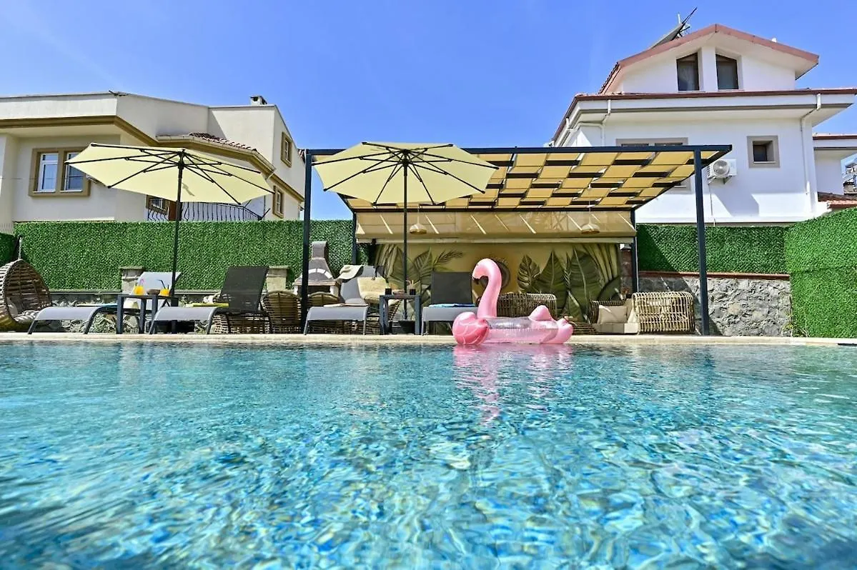 Bendis - Villa For 8 People In The Center Of Fethiye