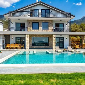  Villa Oludeniz 4 Bedroom - 9318